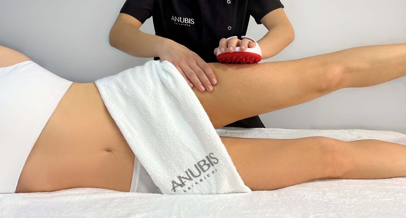 Masaje Bodydinamic del tratamiento Total Body Fit en cabina